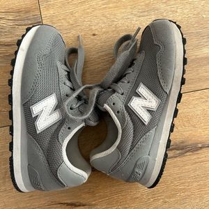 New balance kids toddler shoes size 11.5